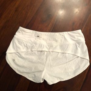 White Lululemon speed up shorts